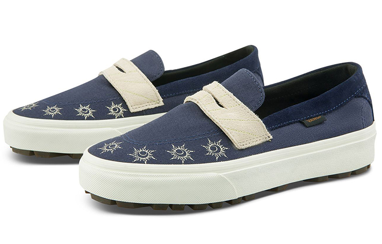 Lookbook Vans Gaya 53 DX Biru VN0A4U1C4UA