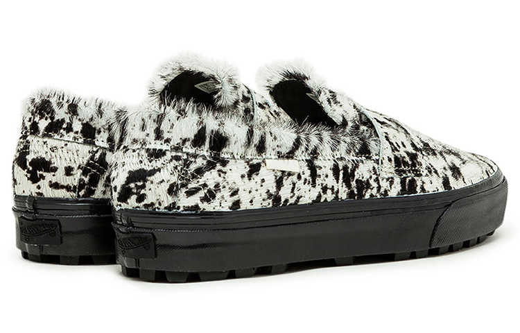 Shop Vans Style 53 LX 'Pony' VN0A5HUV4XA (小馬)