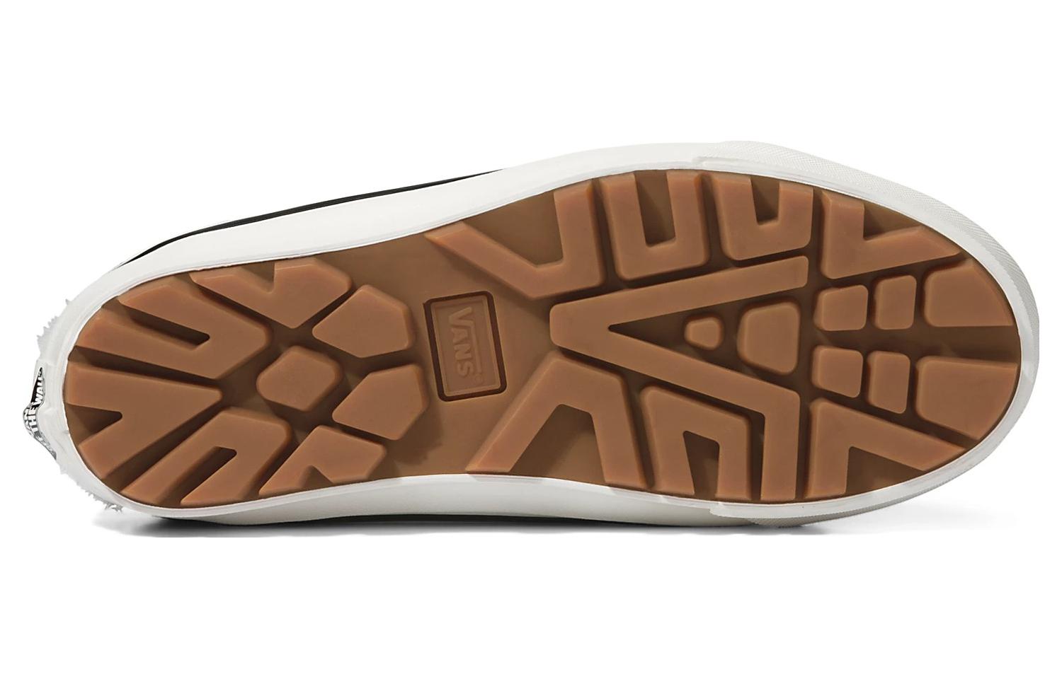 Shop Vans Style 53 Shearling Mule DX 'Hitam Putih' VN0005U3BF5