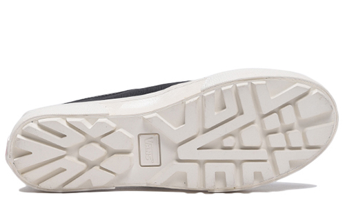 Lookbook Vans Style 93 DX 'Anaheim Factory - Hitam' VN0A3TKVUDA