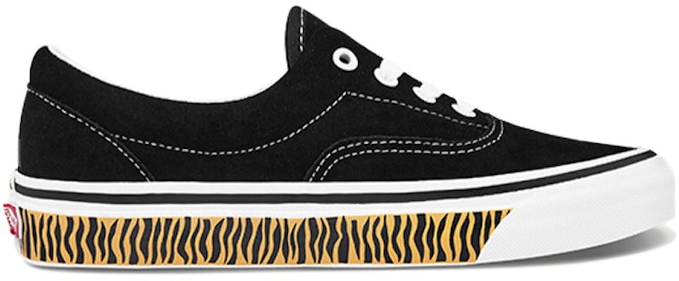 Vans Style 95 Dx 'Hitam Oranye' VN0A2RR11UY Order Vans Style 95 Dx 'Hitam Oranye' VN0A2RR11UY