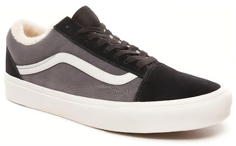Vans Suede dan Sherpa Old Skool 'Abu-Abu Hitam' VN0A38G1UPE Lookbook Vans Suede dan Sherpa Old Skool 'Abu-Abu Hitam' VN0A38G1UPE