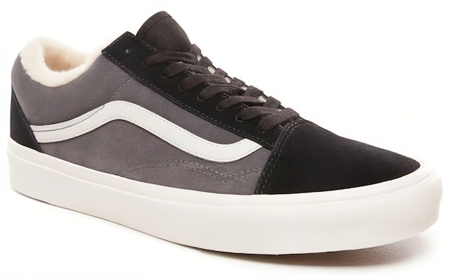 Vans Suede dan Sherpa Old Skool 'Abu-Abu Hitam' VN0A38G1UPE Lookbook Vans Suede dan Sherpa Old Skool 'Abu-Abu Hitam' VN0A38G1UPE