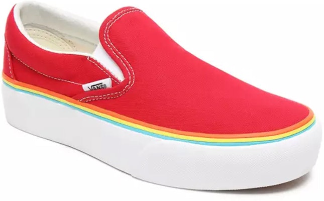 Vans Suede Outsole Classic Slip-on Platform Merah/Putih VN0A3JEZS1U Lookbook Vans Suede Outsole Classic Slip-on Platform Merah/Putih VN0A3JEZS1U