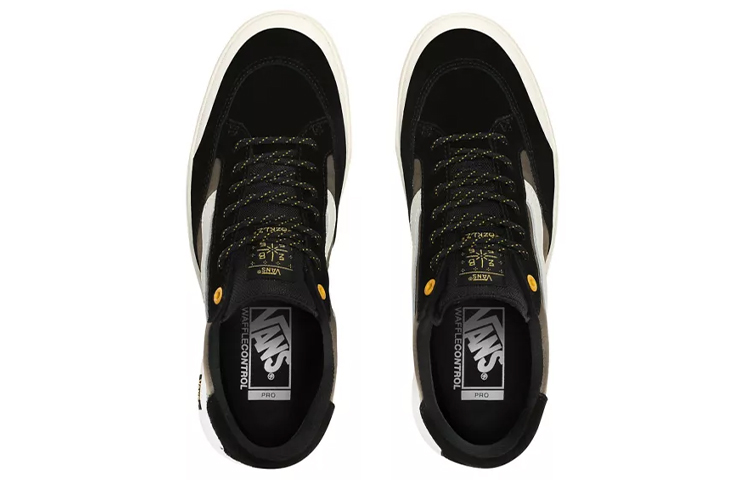 Shop Vans 余料 Berle Pro '黑白深绿' VN0A3WKX0QG