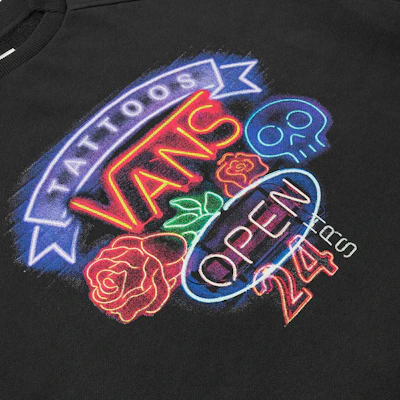 Vans Sweet Cool 圖案圓領長袖黑色衛衣 VN000KCEBLK Purchase Vans Sweet Cool 圖案圓領長袖黑色衛衣 VN000KCEBLK