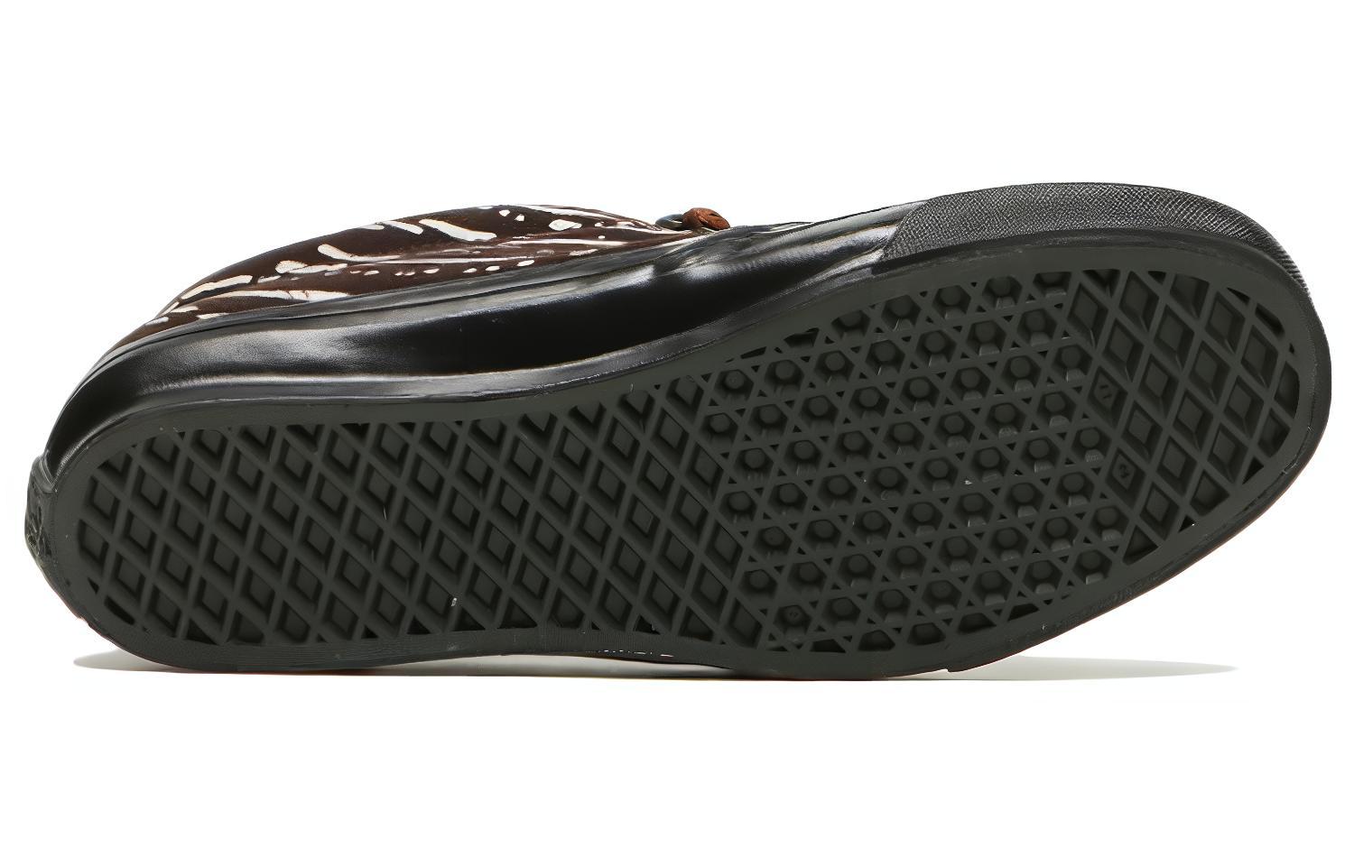 Details for Vans Taka Hayashi x Vault OG Chukka LX ''Bruin Wit Zwart'' VN0A5FC1BRO
