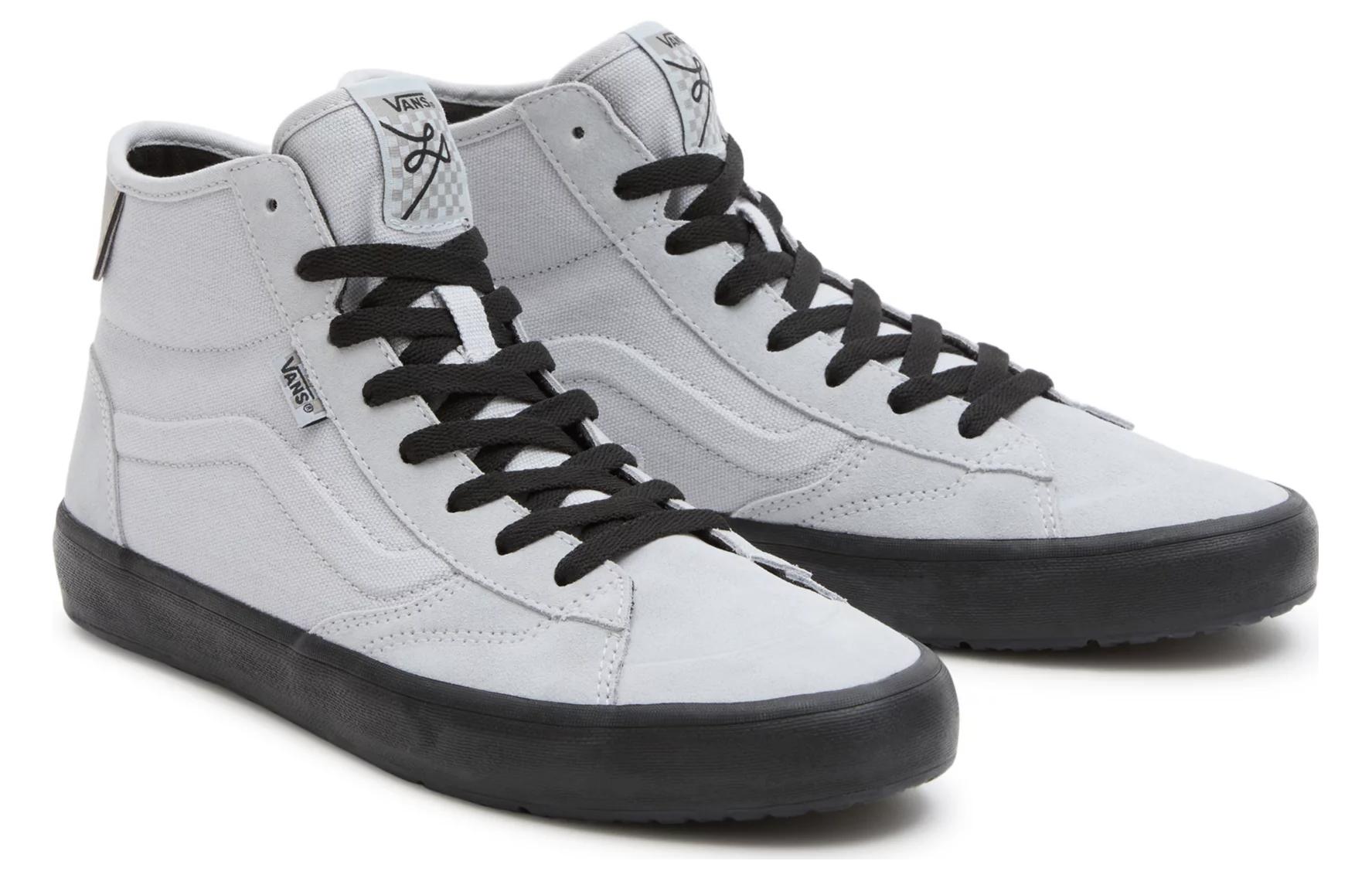 Lookbook Vans The Lizzie 'Kelabu Muda' VN0A4BX1239