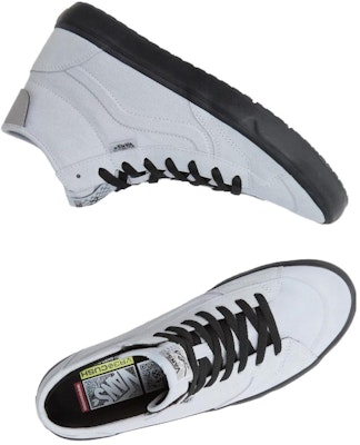 Vans The Lizzie 'Abu-Abu Terang' VN0A4BX1239 Shop Vans The Lizzie 'Abu-Abu Terang' VN0A4BX1239