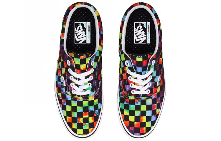 Lookbook Vans Tie-Dye Checker Comfycush Era Ruitjes Multi-Color Sneakers VN0A3WM9WWU