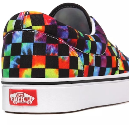 Vans Tie-Dye Checker Comfycush Era Checkboard Multi-Color VN0A3WM9WWU Shop Vans Tie-Dye Checker Comfycush Era Checkboard Multi-Color VN0A3WM9WWU