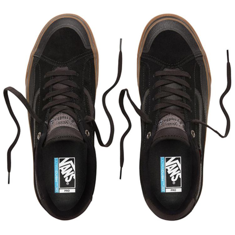 Shop Vans TNT 进阶款黑色生胶板鞋 VN0A3TJXB9M