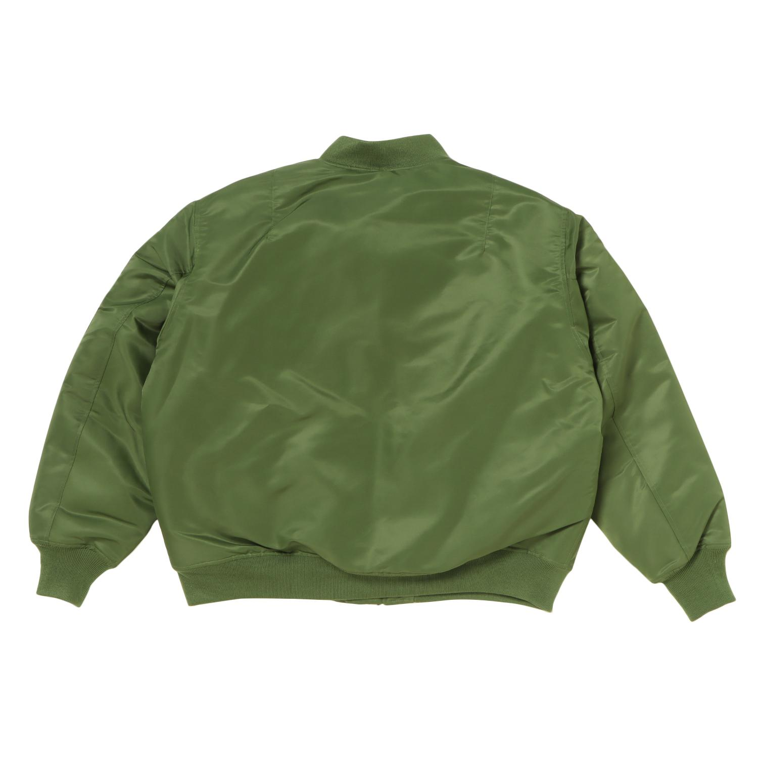 Lookbook Vans Tokyo Design Collective Chaqueta Bomber MA-1 Verde Bronce Unisex FW24. VN000FSKZY4
