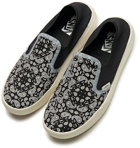 Vans UA ComfyCush One 'Hitam Cashew Bunga' VN0A45J51KP Order Vans UA ComfyCush One 'Hitam Cashew Bunga' VN0A45J51KP