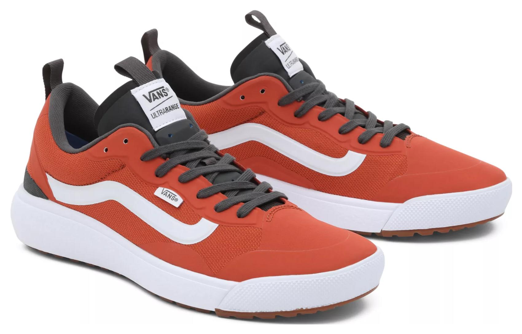 Lookbook ヴァンズ ウルトラレンジ EXO バーントオークル VN0A4U1KGWP