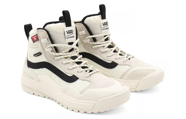 Lookbook Vans Ultrarange Exo Hi Gore-tex Mte-2 高帮白色鞋 VN0A5KS6FS8