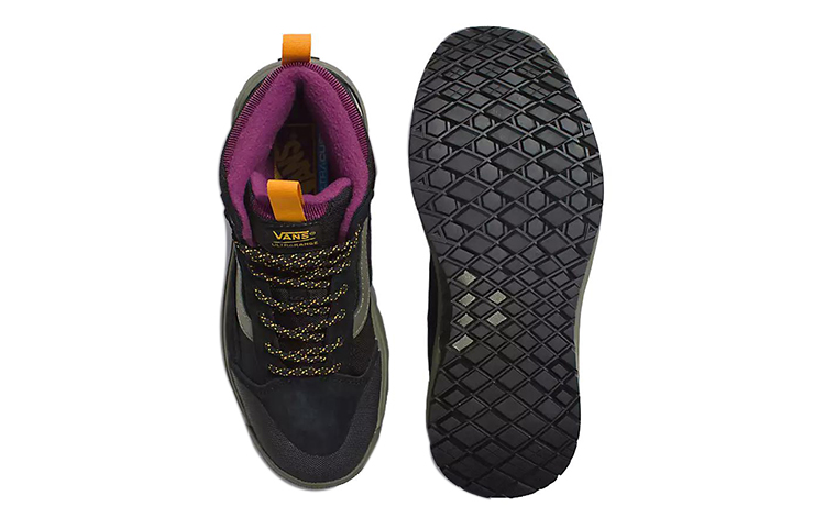 Shop Vans UltraRange EXO Hi MTE-1 'Hitam' VN0A5KS5BMV