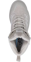 Shop Vans UltraRange Exo Hi Mte-2 耐磨防滑 高筒 戶外休閒鞋 男女同款 灰色