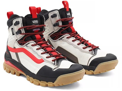 Vans Longo ウルトラレンジ EXO Hi GORE-TEX MTE-3 (黒/白/赤) VN0A5JHX243 Lookbook Vans Longo ウルトラレンジ EXO Hi GORE-TEX MTE-3 (黒/白/赤) VN0A5JHX243