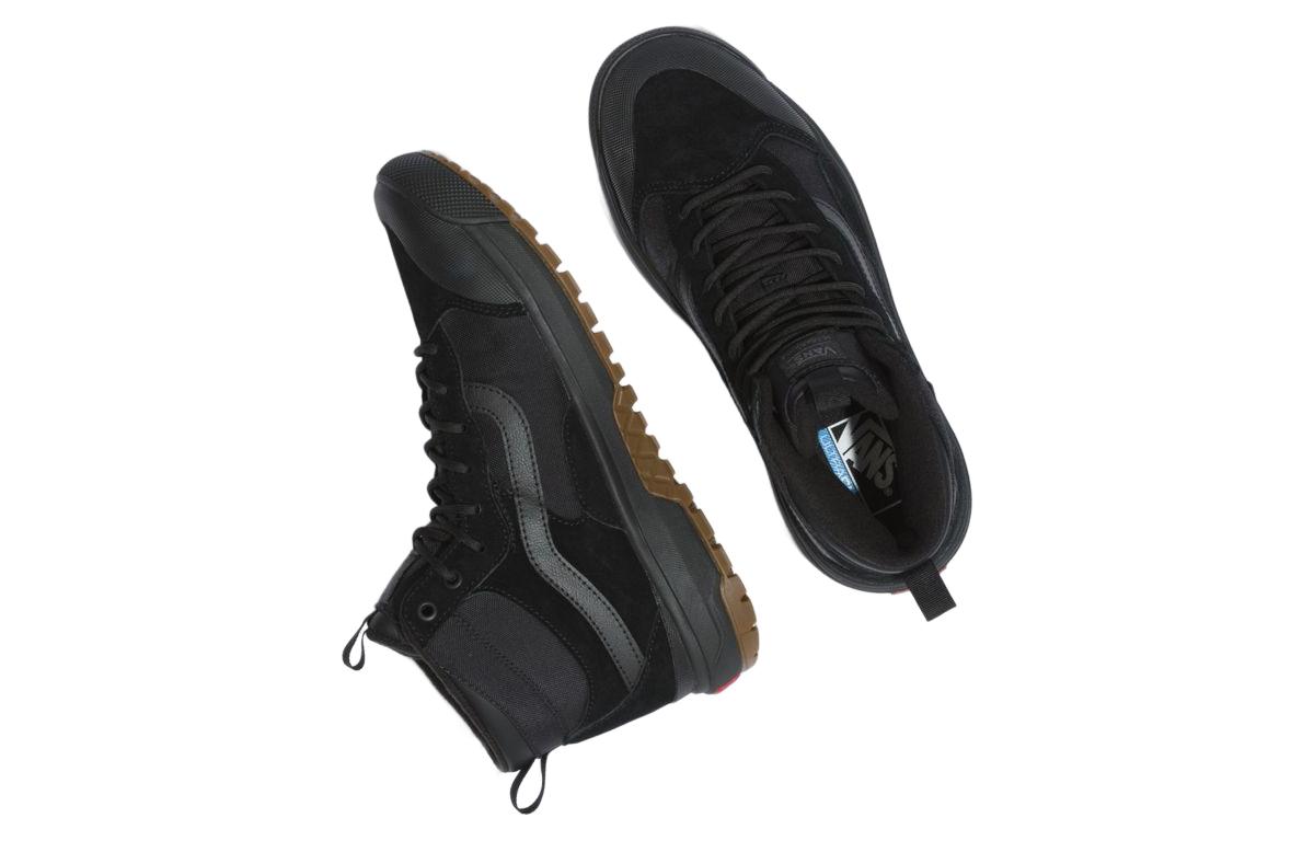 Shop Vans UltraRange EXO High MTE-1 '黑色口香糖' VN0A5KS5B9M