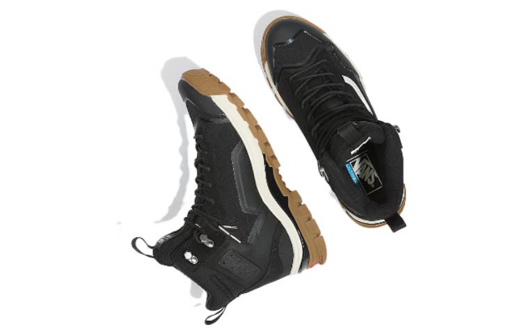 Lookbook Vans UltraRange Exo High MTE-3 GORE-TEX 'Hitam Tulang' VN0A5JHX1OF