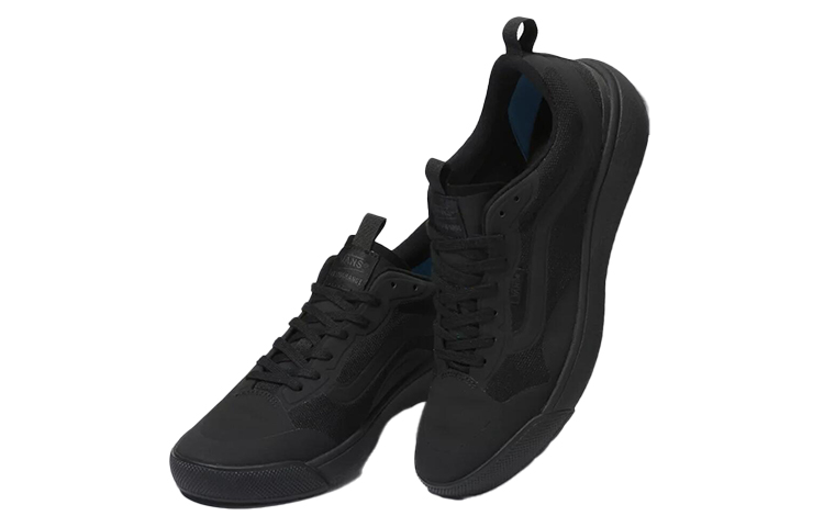 Lookbook Vans ウルトラレンジ EXO 軽量 通気性 ローカット (or ヴァンズ if targeting a younger audience) VN0A4U1KBJ4