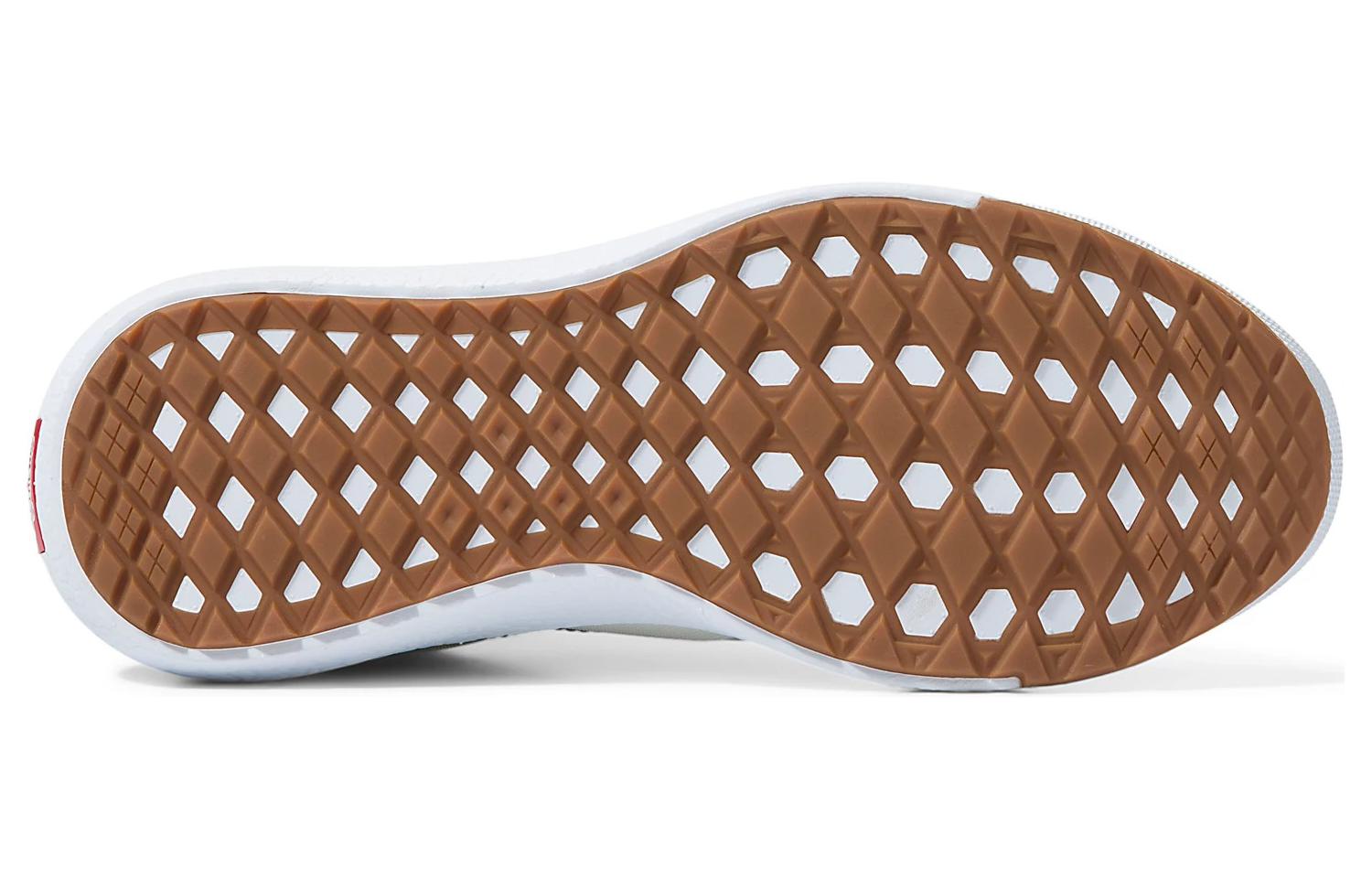 Shop ヴァンズ ウルトラレンジ EXO SE (グリーン/ホワイト) VN0A4UWMV0N