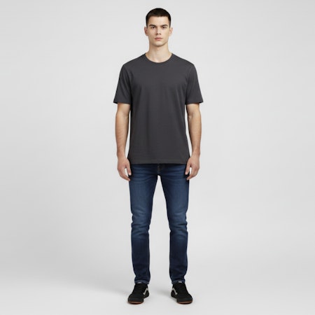 Vans UltraRange VR3 'Hitam Getah' VN0A4BXBH7I Lookbook Vans UltraRange VR3 'Hitam Getah' VN0A4BXBH7I