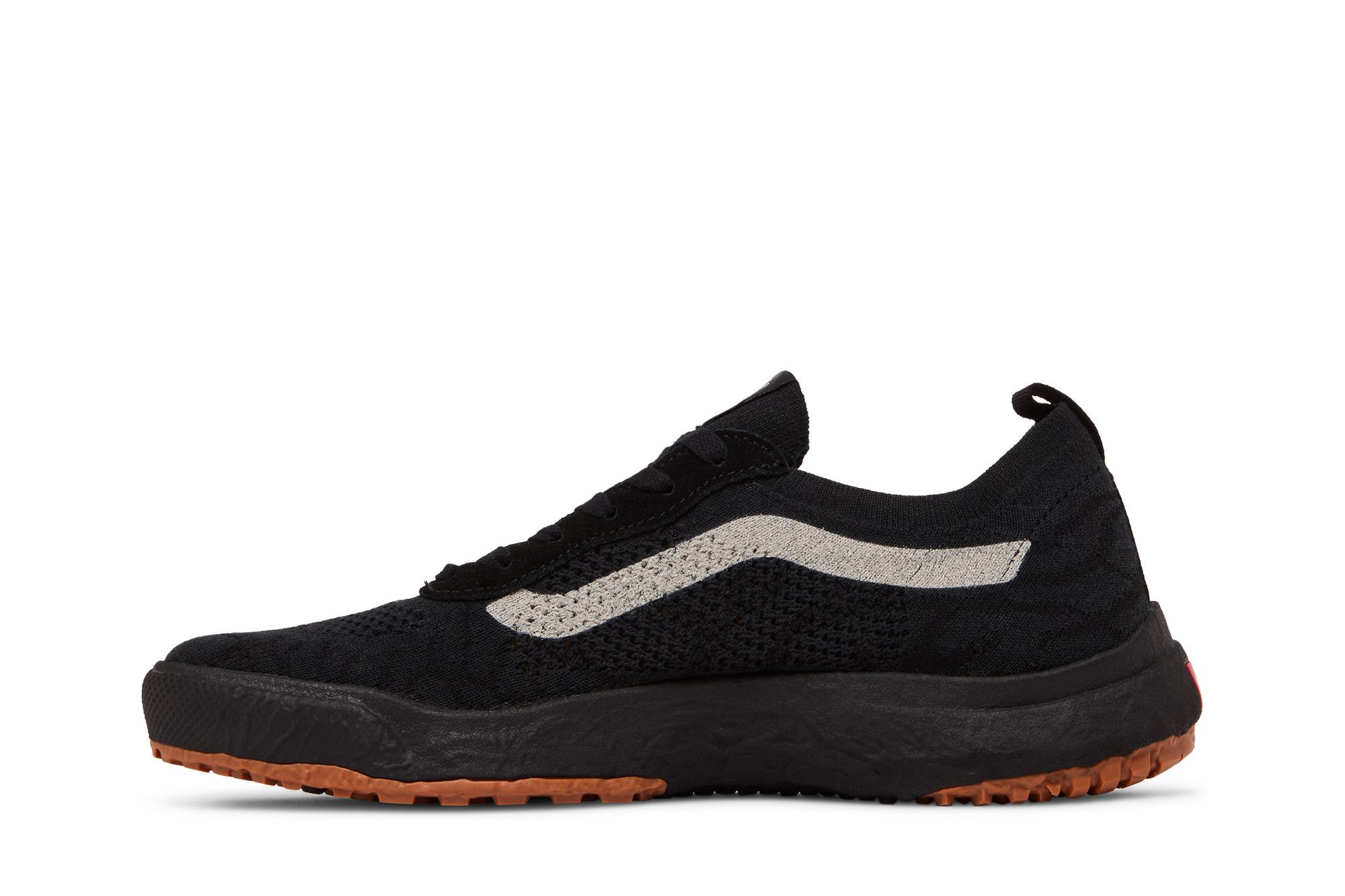 Shop Vans UltraRange VR3 '黑色口香糖' VN0A4BXBH7I
