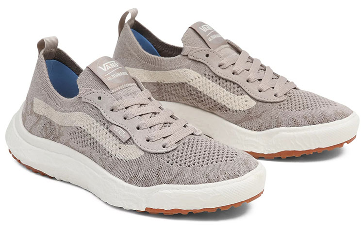 Lookbook Vans UltraRange VR3 ''Grigio Bianco'' VN0A4BXBBD3