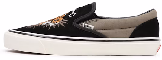 Vans Unisex Anaheim Factory Classic Slip-On 98 DX Sneakers Black/Yellow VN0A3JEX9R8 Vans Unisex Anaheim Factory Classic Slip-On 98 DX Sneakers Black/Yellow VN0A3JEX9R8