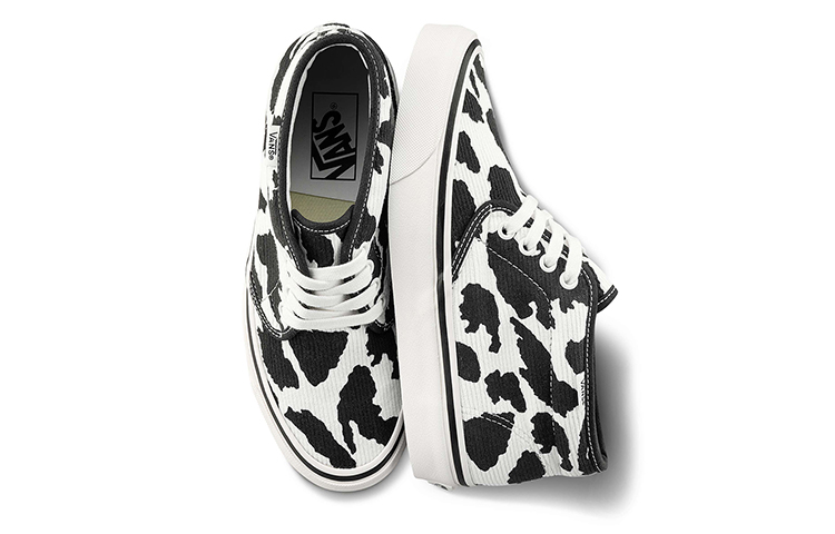 Details for Vans Unisex Chukka 49 DX Sneakers Black/White VN0A4BTI9GP