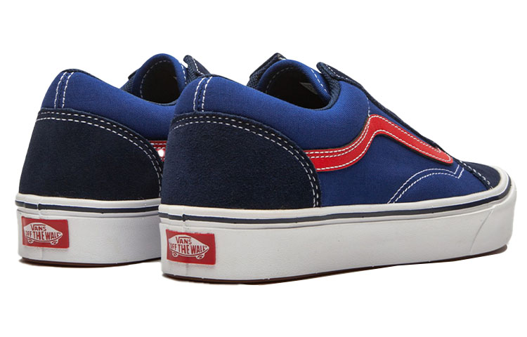 Lookbook バンズ コンフィクッシュ オールドスクール (青/赤) VN0A3WMA1RP