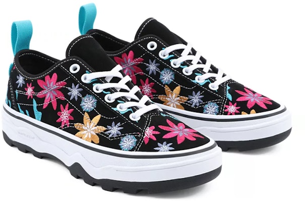 Sepatu Vans Unisex Craft Sentry Old Skool Hitam VN0A5KR3651 Lookbook Sepatu Vans Unisex Craft Sentry Old Skool Hitam VN0A5KR3651