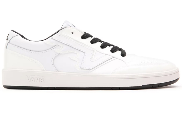 Order Vans Unisex Flamez Lowland Comfycush FT Sneakers Putih VN0A54MH9HK