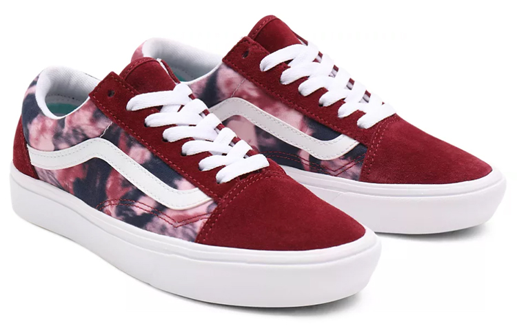 Lookbook Vans Unisex Grunge Wash Comfycush Old Skool Merah VN0A5DYC9JZ