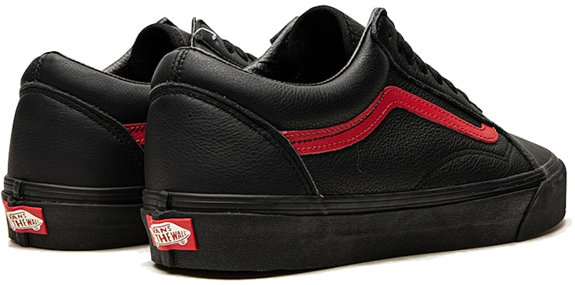 Vans Unisex Old Skool Sneakers Black/Red VN0A5A092HH Lookbook Vans Unisex Old Skool Sneakers Black/Red VN0A5A092HH
