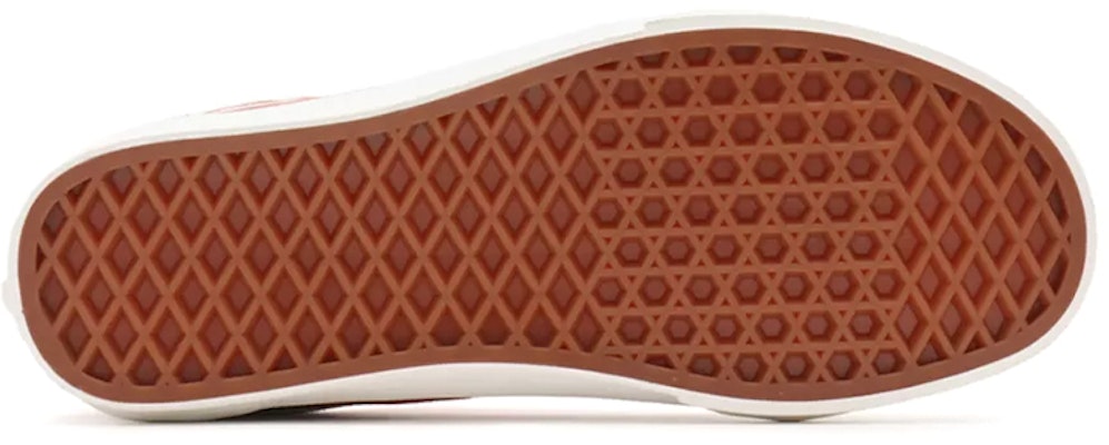 Vans Unisex Pig Suede Old Skool Sneakers Merah VN0A38G19GA Shop Vans Unisex Pig Suede Old Skool Sneakers Merah VN0A38G19GA