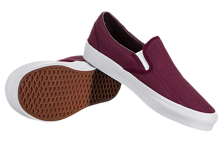 Shop 반스 유니섹스 슬립온 딥와인 (or 반스 슬립온 딥와인) VN0A4U38WVF