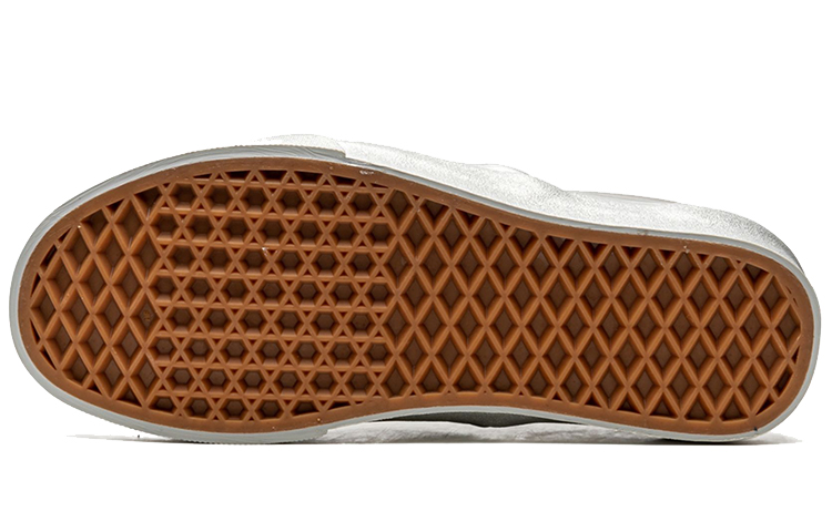 Shop Vans Uniseks Slip-On Sneakers Perak VN0A38F7QTV