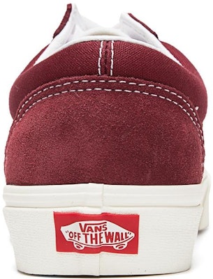 Vans Unisex Style 36 Sneakers Merah Wine Red VN0A54F6677 Shop Vans Unisex Style 36 Sneakers Merah Wine Red VN0A54F6677