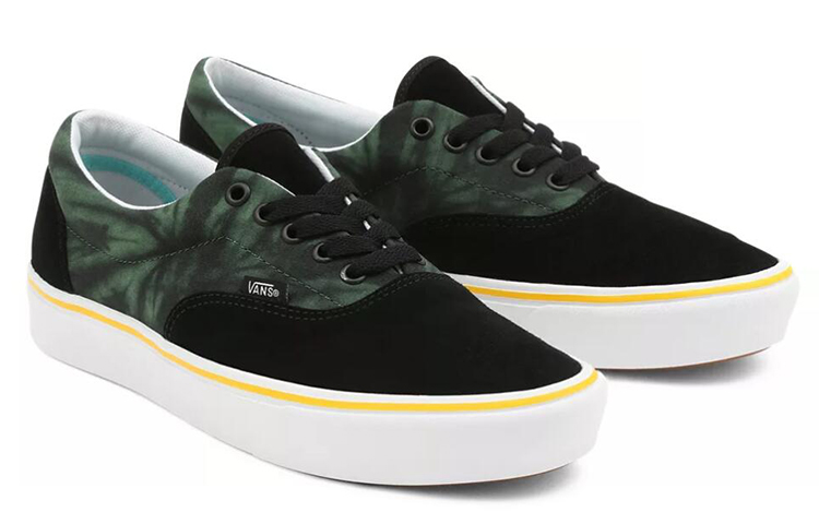 Lookbook Vans Unisex Trip Outdoors Comfycush Era Zapatillas Negro/Verde VN0A5DYB8UH