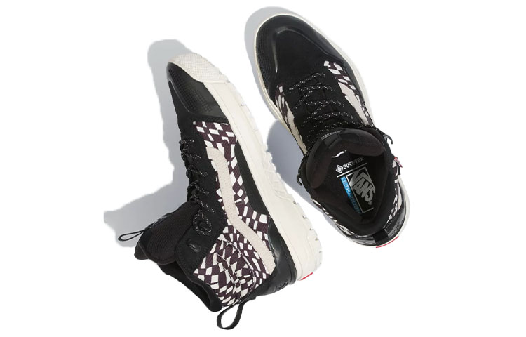 Lookbook Vans 男女同款 Ultrarange Exo Hi Gore-tex MTE-2 黑色运动鞋 VN0A5KS66KZ