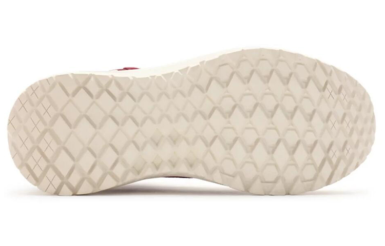 Shop Vans Ultrarange Exo Hi Mte-1 時尚耐磨高筒滑板鞋 男女同款 紅