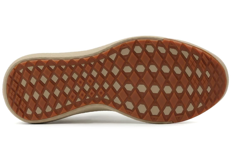 Shop Vans 男女款 Ultrarange Exo Se 灰色运动鞋 VN0A4UWMA75