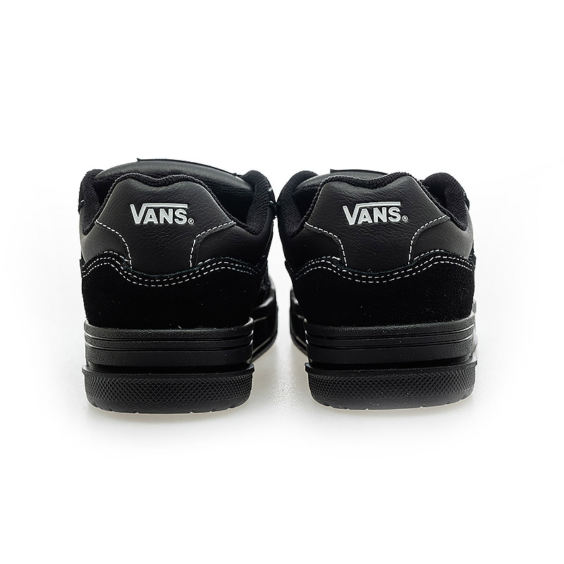 Lookbook Vans Upland 運動休閒鞋 - 城市風格與性能鞋款 V150300001