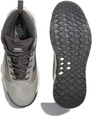 Vans UltraRange 舒適百搭 防滑減震 高筒 滑板鞋 男女同款 灰色 Shop Vans UltraRange 舒適百搭 防滑減震 高筒 滑板鞋 男女同款 灰色