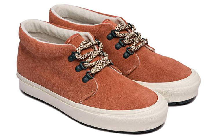 Lookbook Vans Vault Chukka Sierra LX OG ''Marron Blanc'' VN0A7Q4T91Z