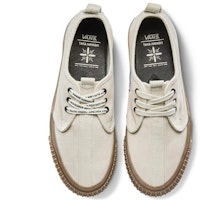 高橋孝 x Vans Vault Derby Lug LX 低筒滑板鞋 男女同款 灰色 Lookbook 高橋孝 x Vans Vault Derby Lug LX 低筒滑板鞋 男女同款 灰色