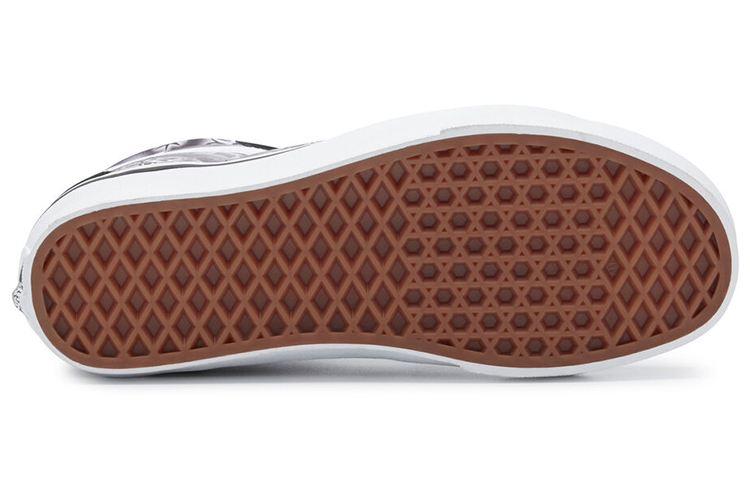 Shop Vans SK8 HI 高筒滑板鞋 男女同款 黑白印花